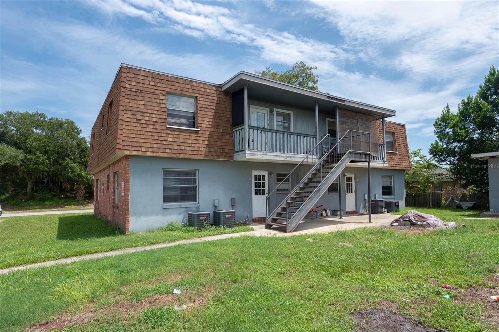 656 WILLIAMSBURG DR — photo 7