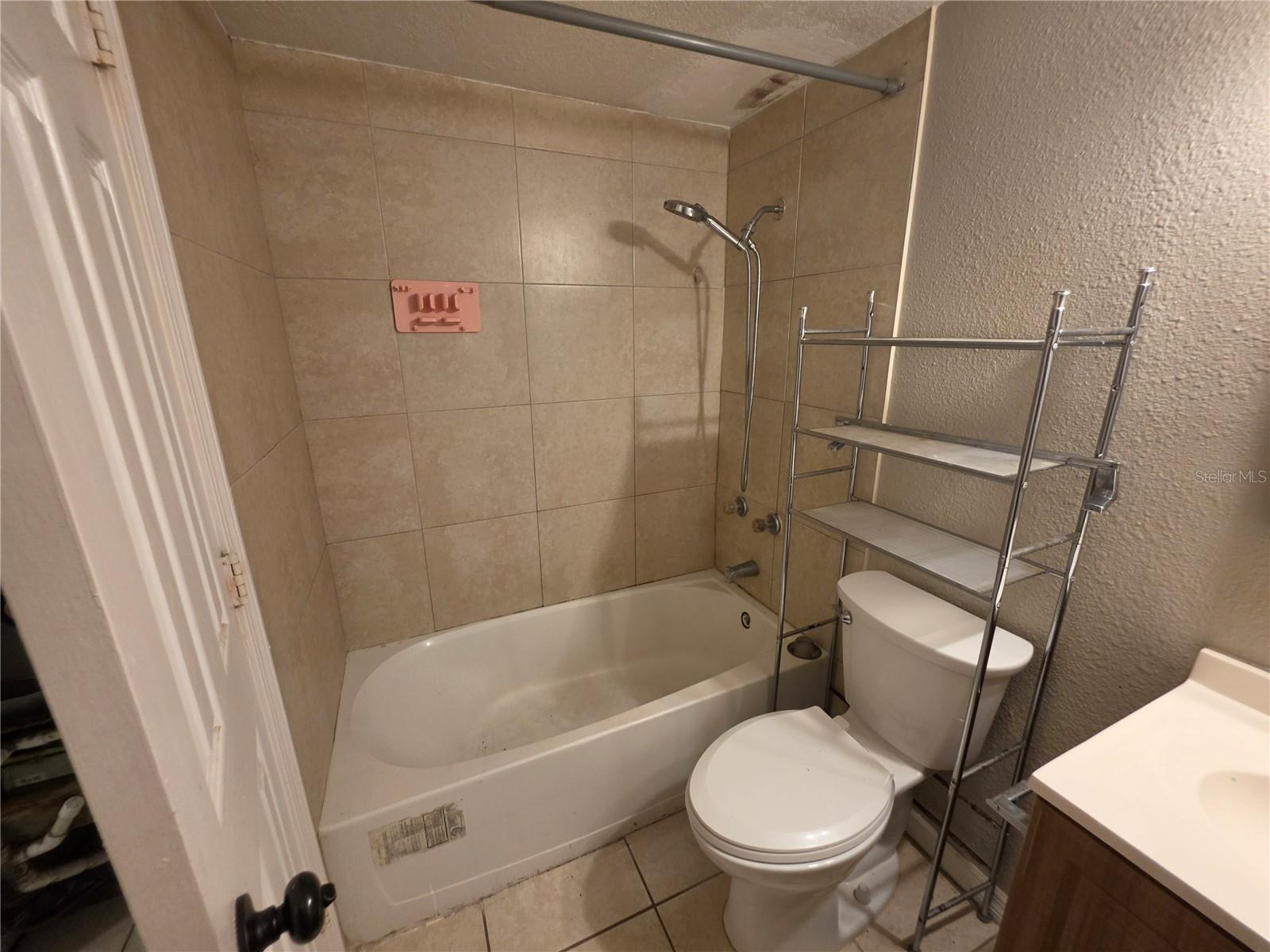 1615 TERRACE DR — photo 2