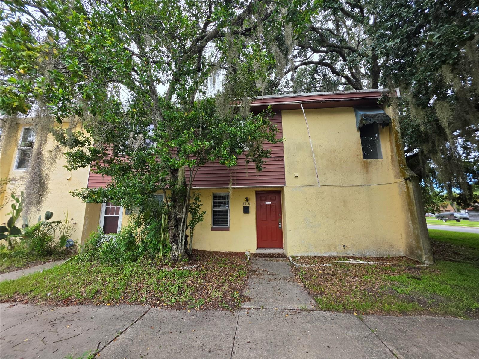 1615 TERRACE DR