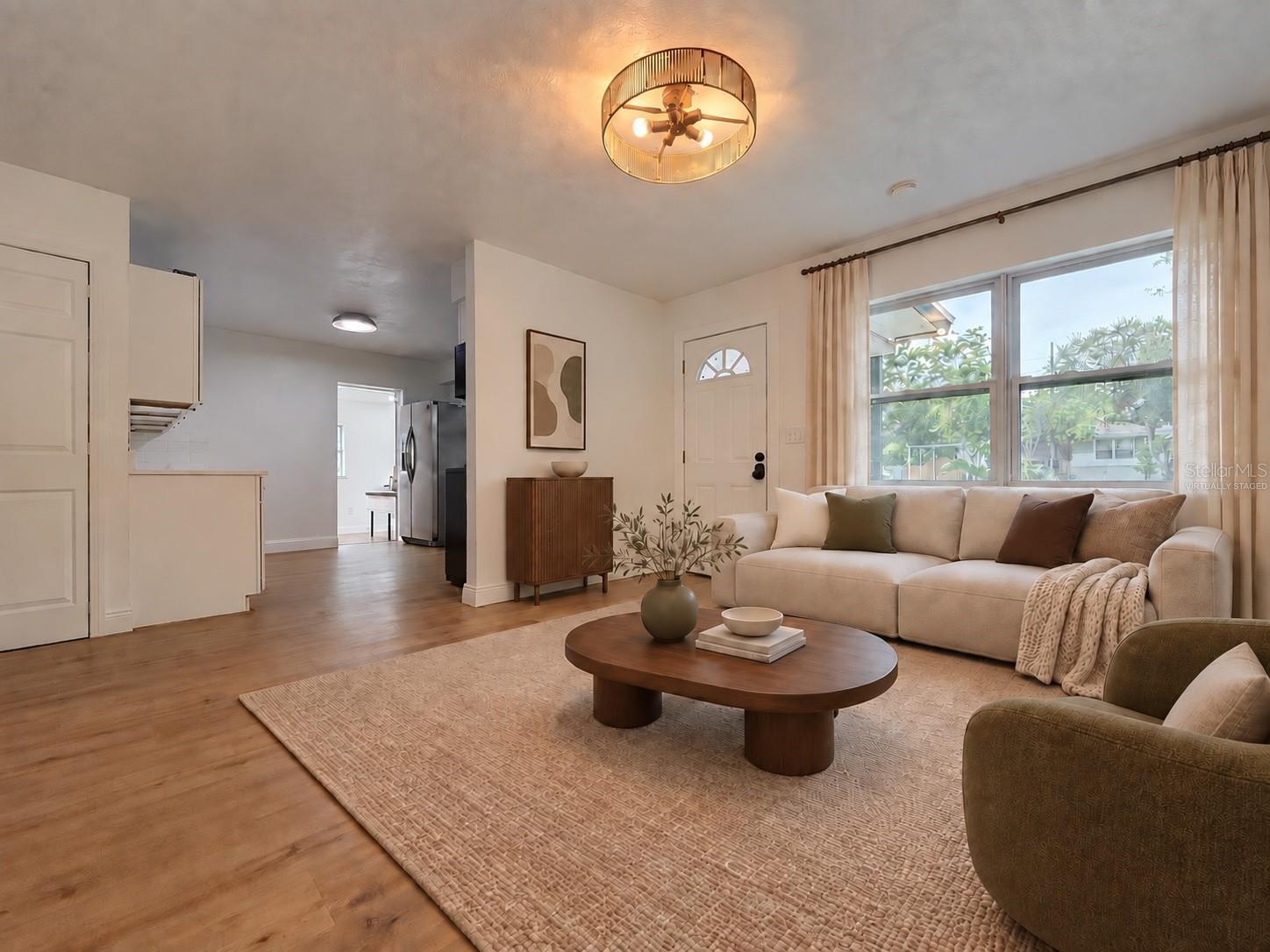 3316 W NASSAU ST — photo 4