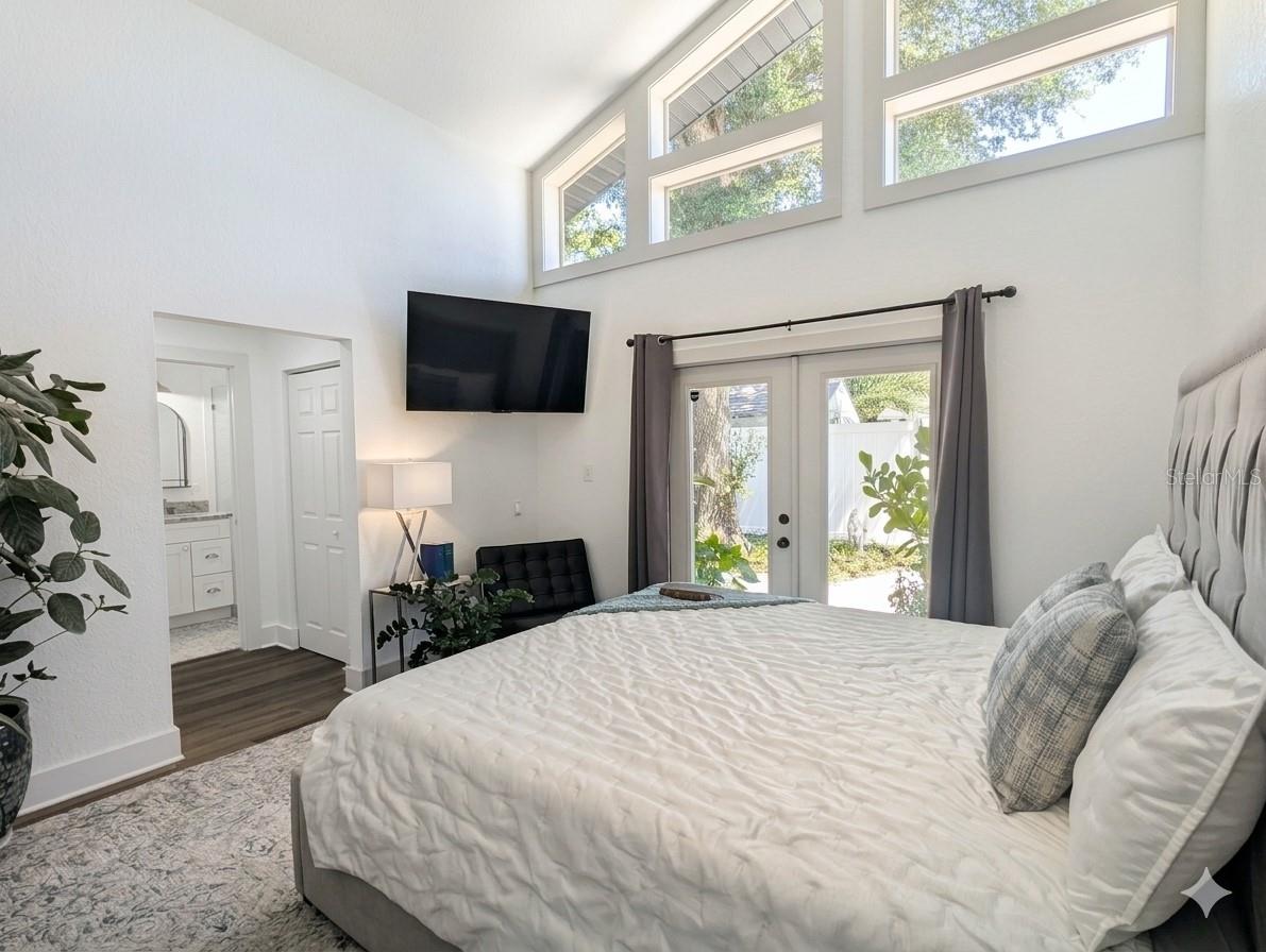 3509 W ROGERS AVE — photo 9