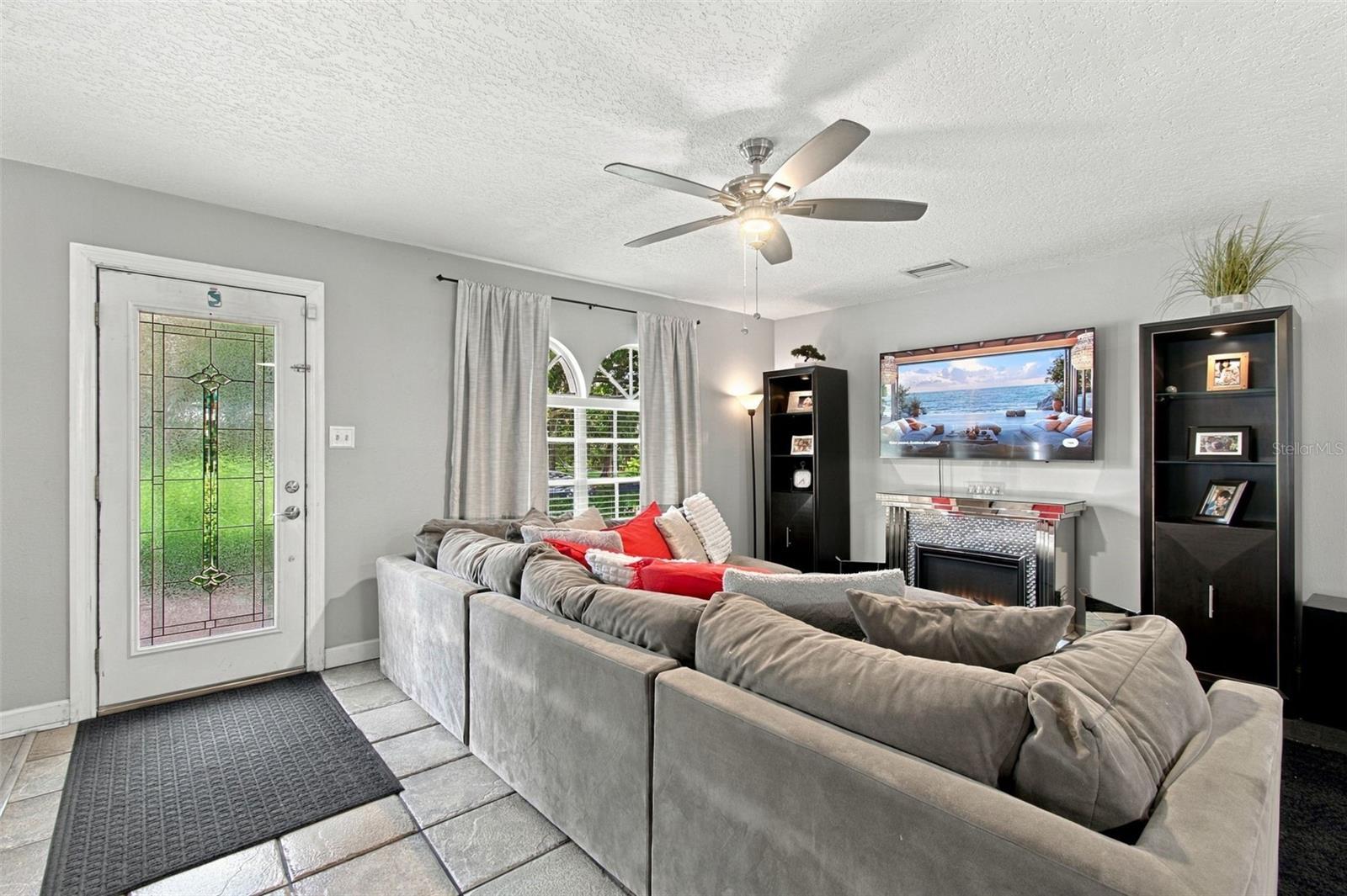 2801 W SAN ISIDRO ST — photo 9