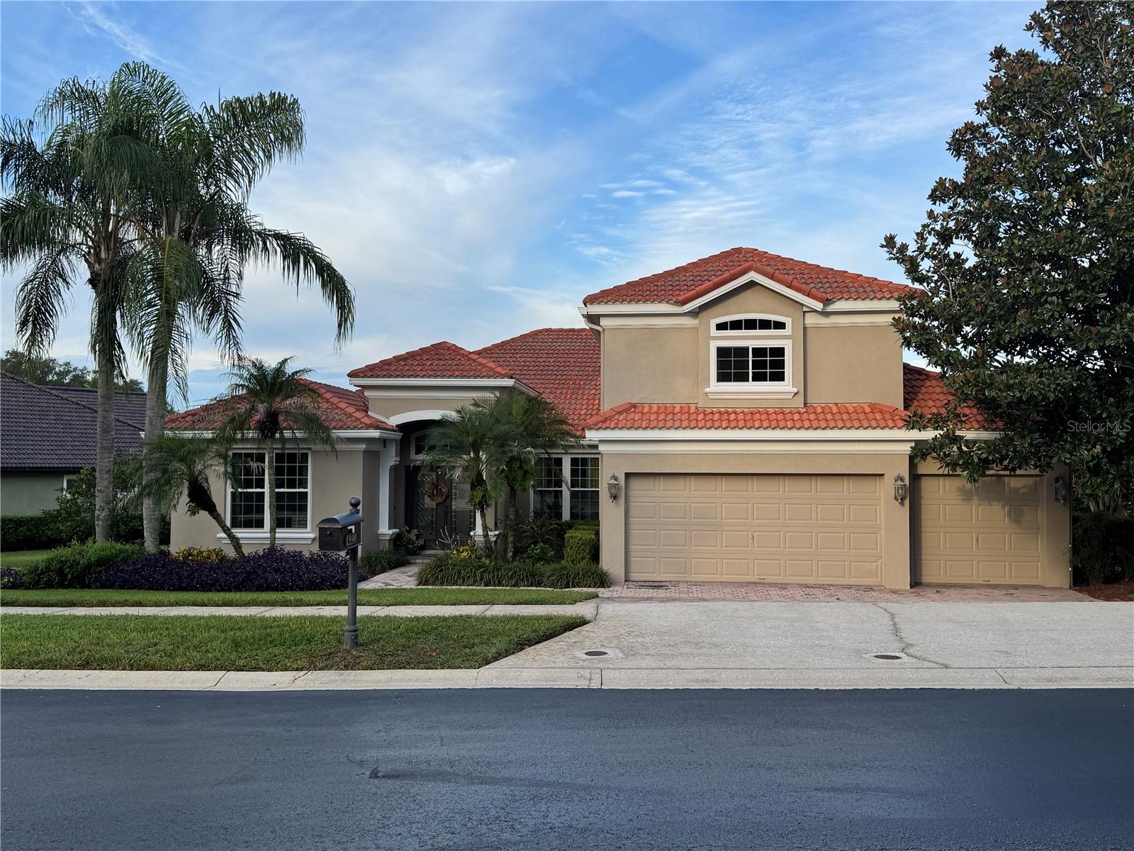 1940 DEERVIEW PL — photo 3