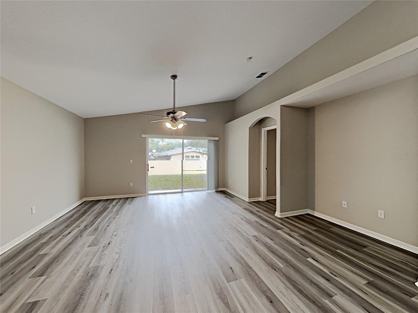 3053 EGRETS LANDING DR — photo 2