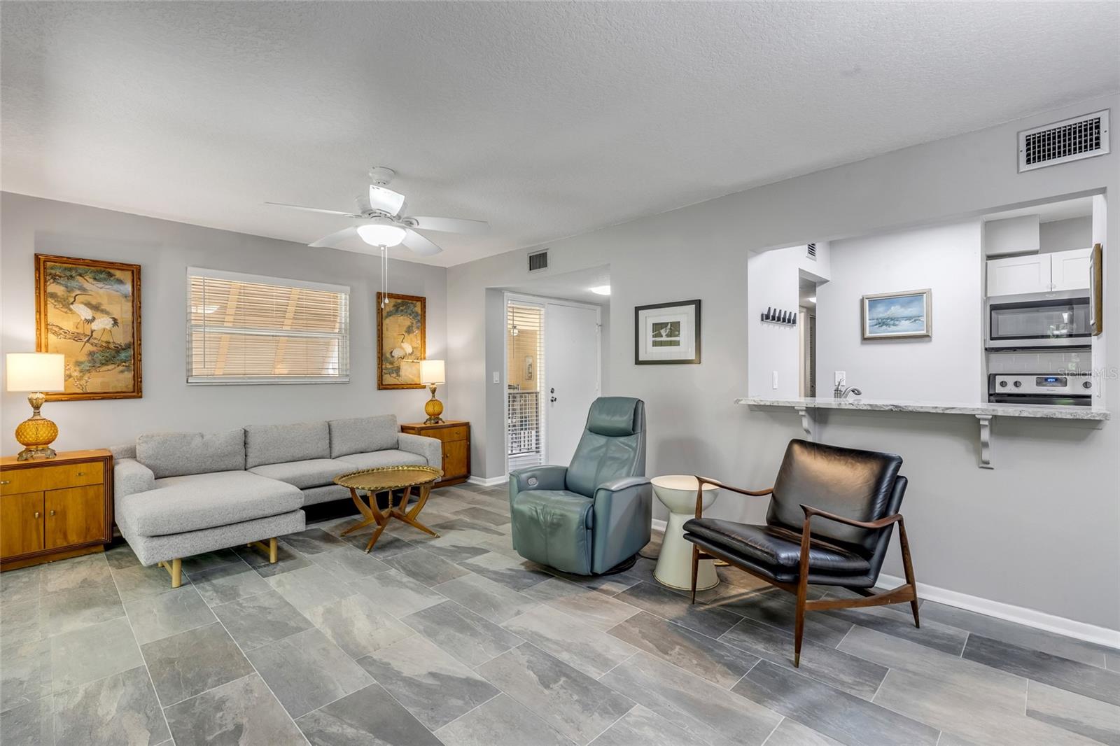 130 JASMINE WOODS CT #5B — photo 8