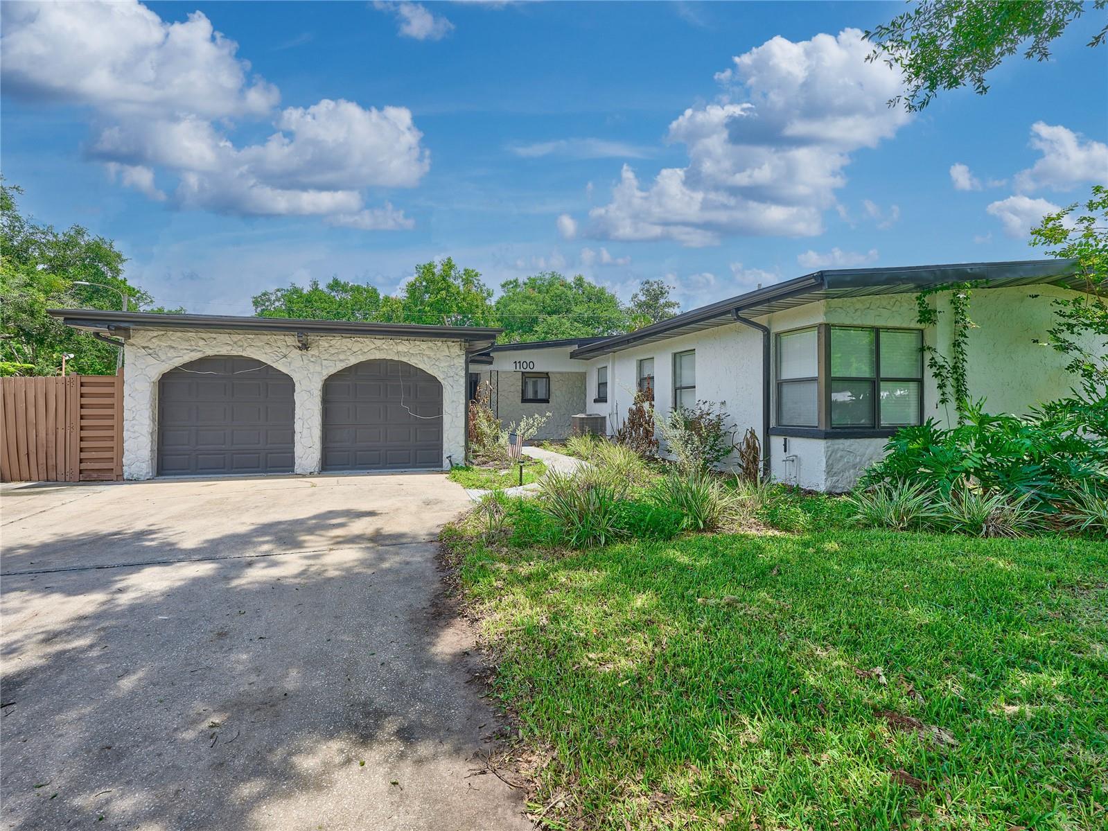 1100 CORNELL DR — photo 12
