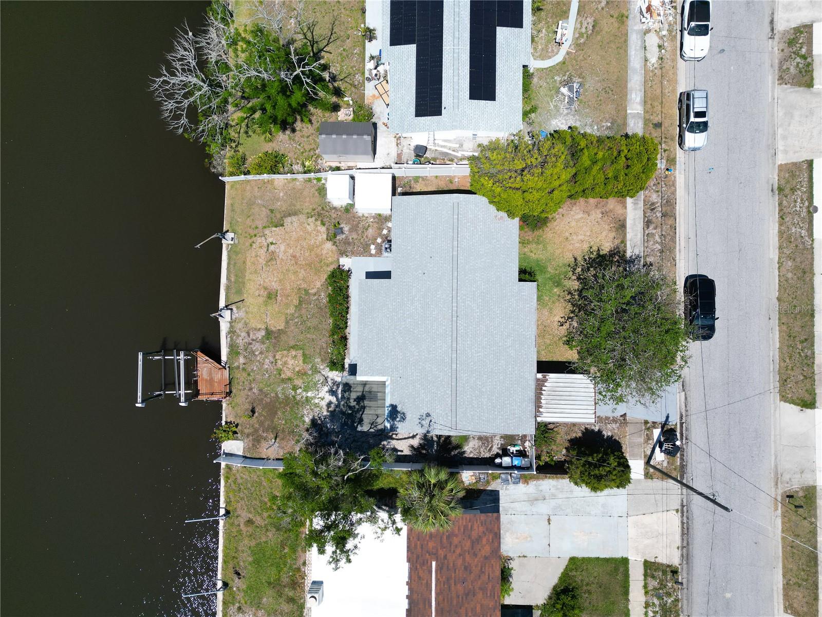 5812 LIVERPOOL DR — photo 5
