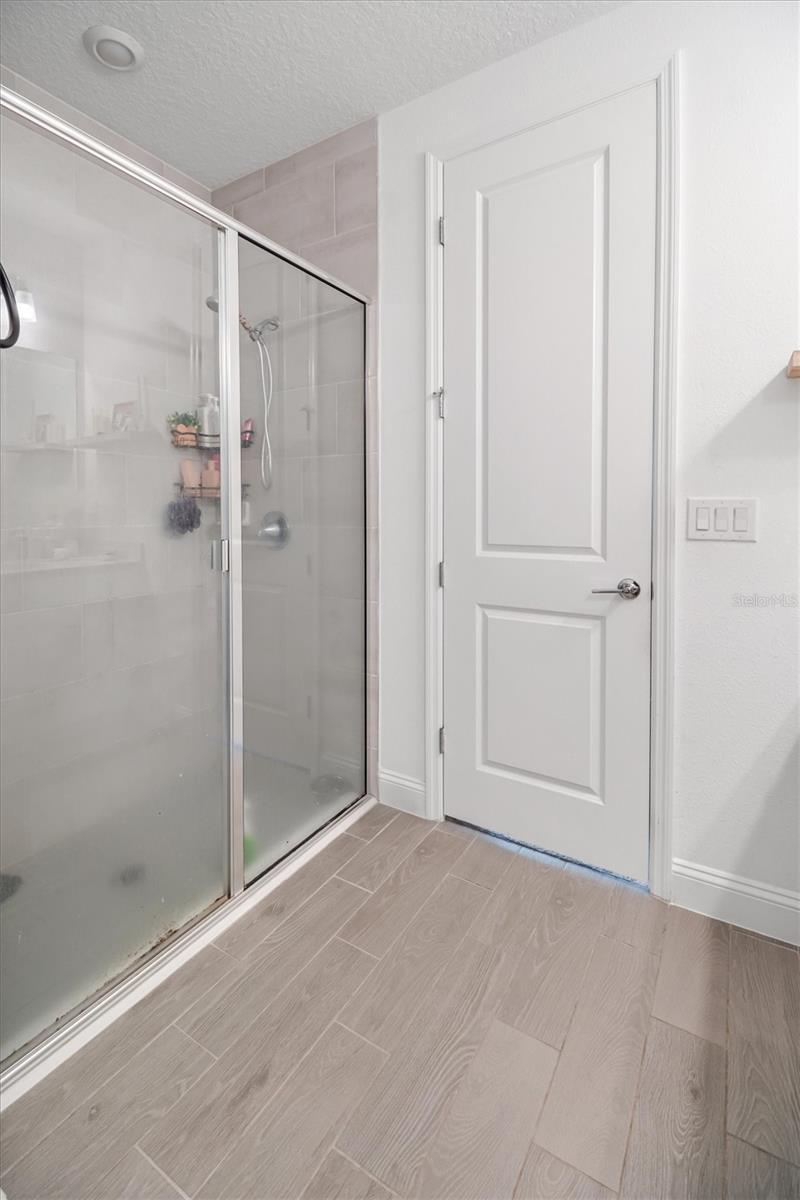 2170 RAGLAN CIR — photo 11