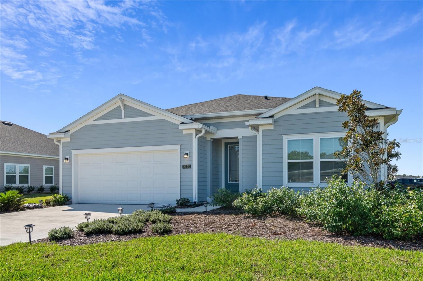 2170 RAGLAN CIR
