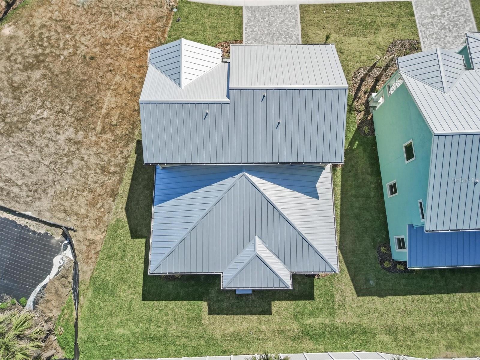 112 BEACHVIEW DR — photo 8