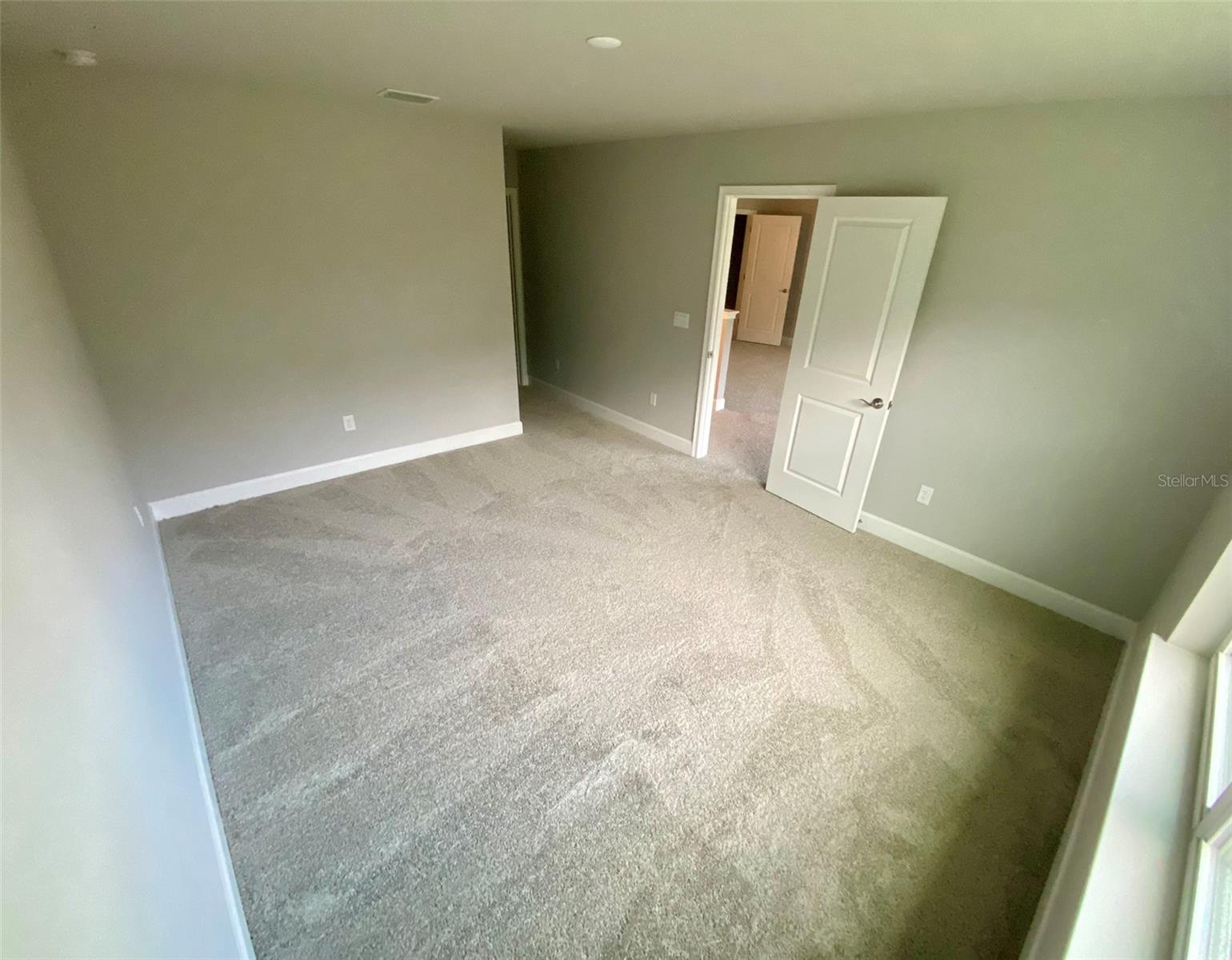 78 LONGRIDGE LN — photo 11