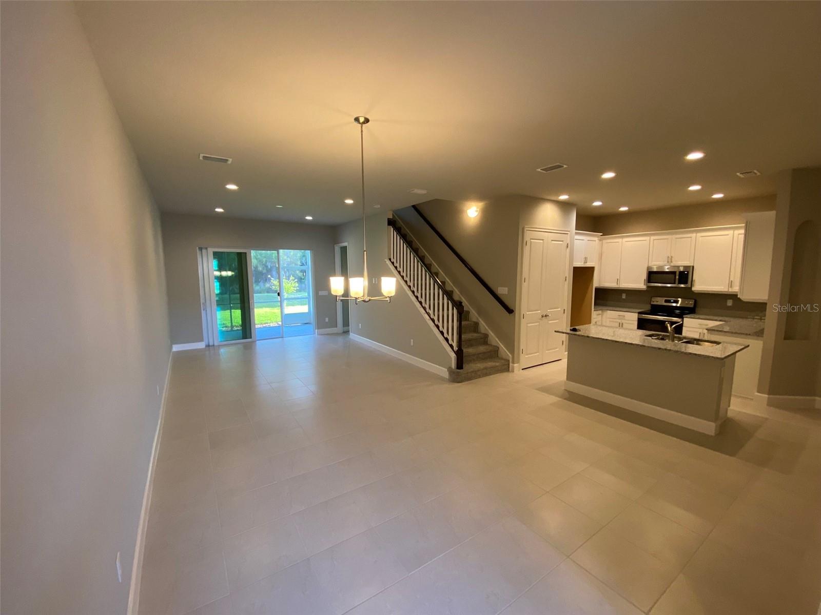 78 LONGRIDGE LN — photo 5