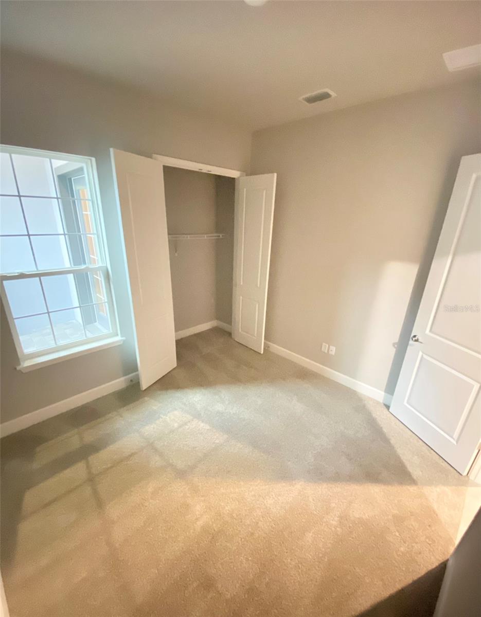 78 LONGRIDGE LN — photo 8