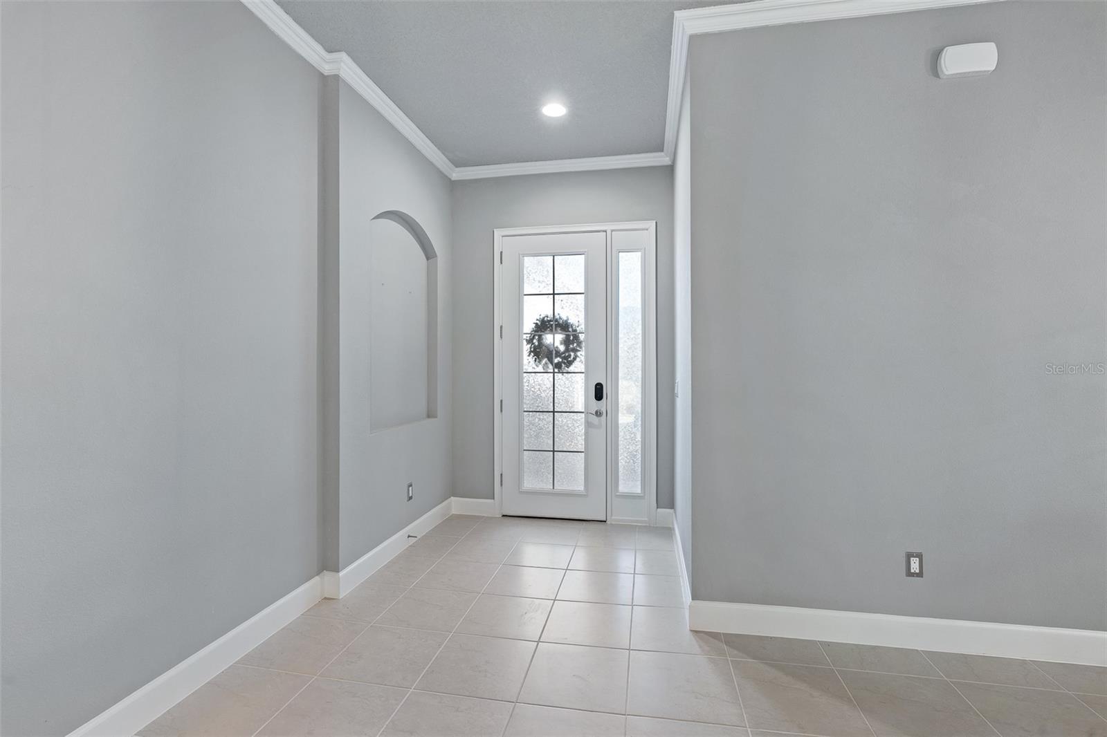 831 PINEWOOD DR — photo 5