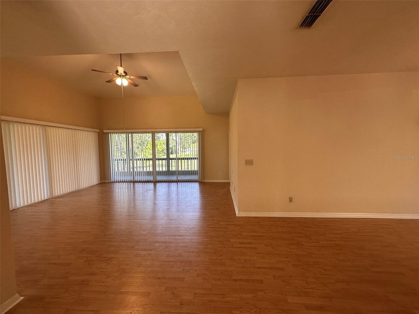 35 MAGNOLIA AVE #35 — photo 4