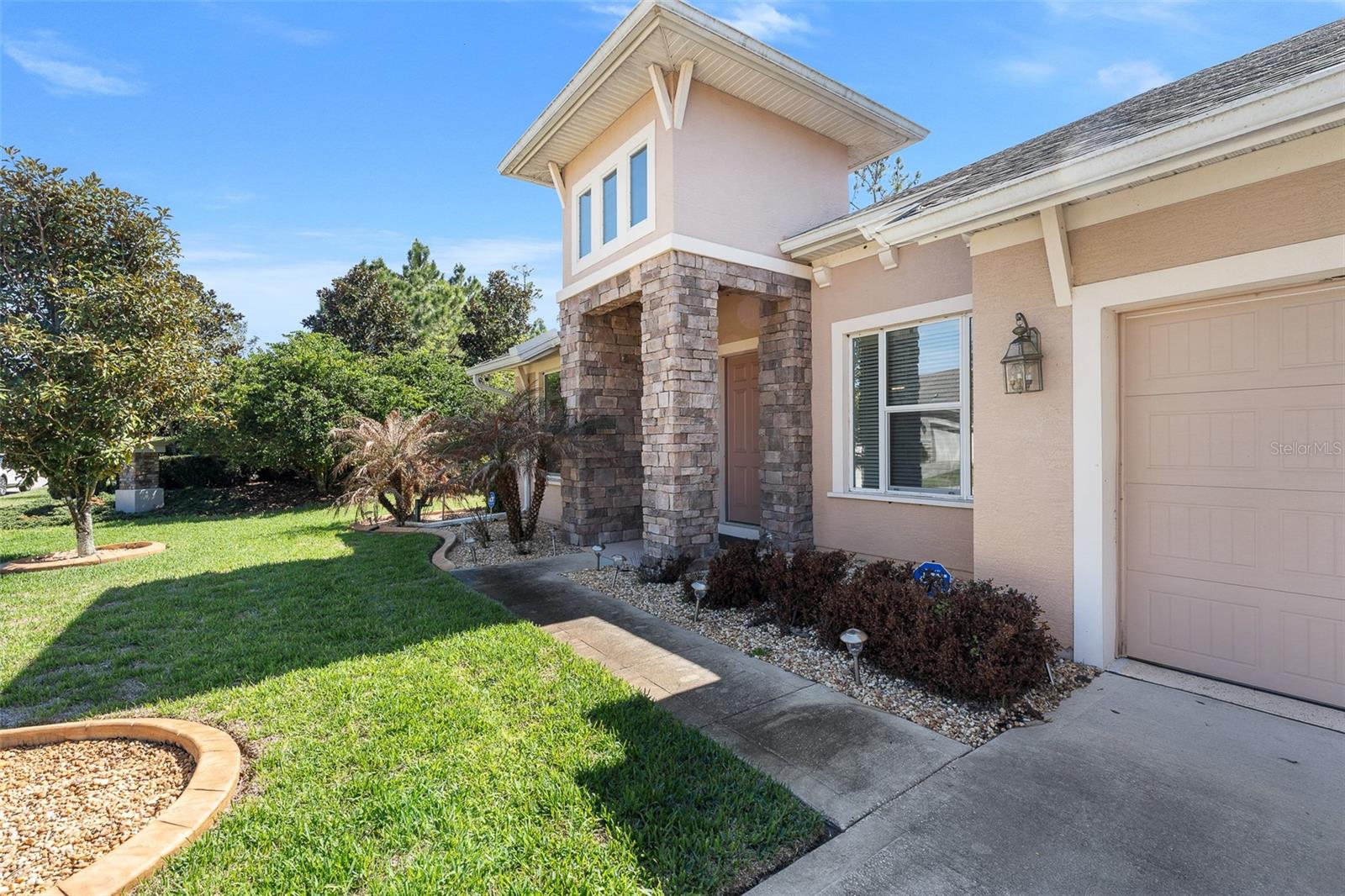 685 ALDENHAM LN — photo 5