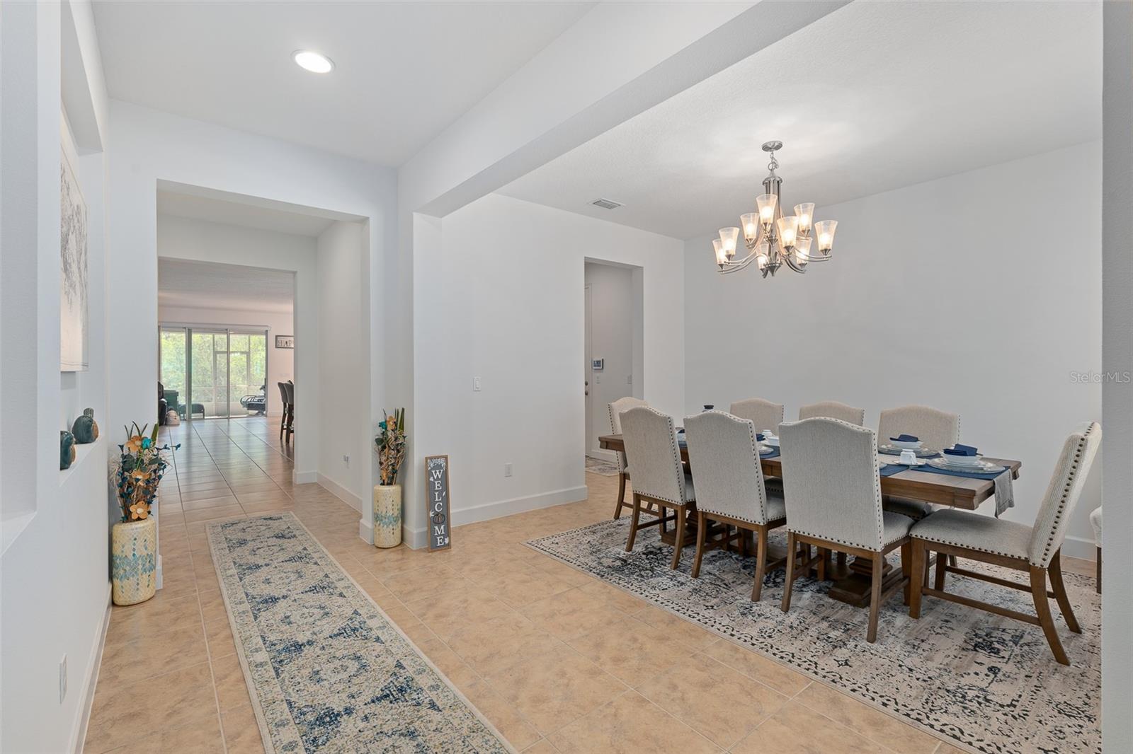 685 ALDENHAM LN — photo 10