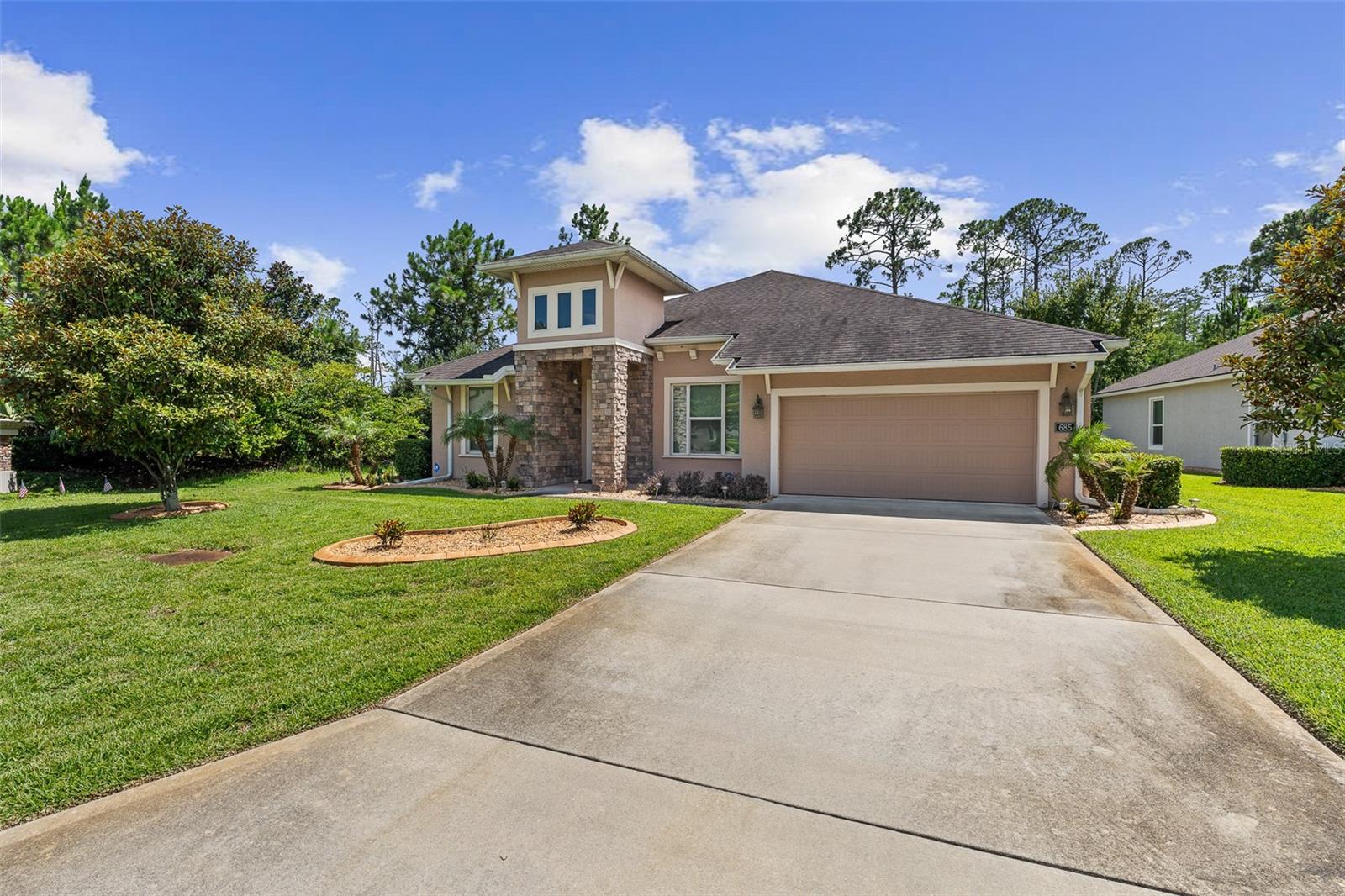 685 ALDENHAM LN