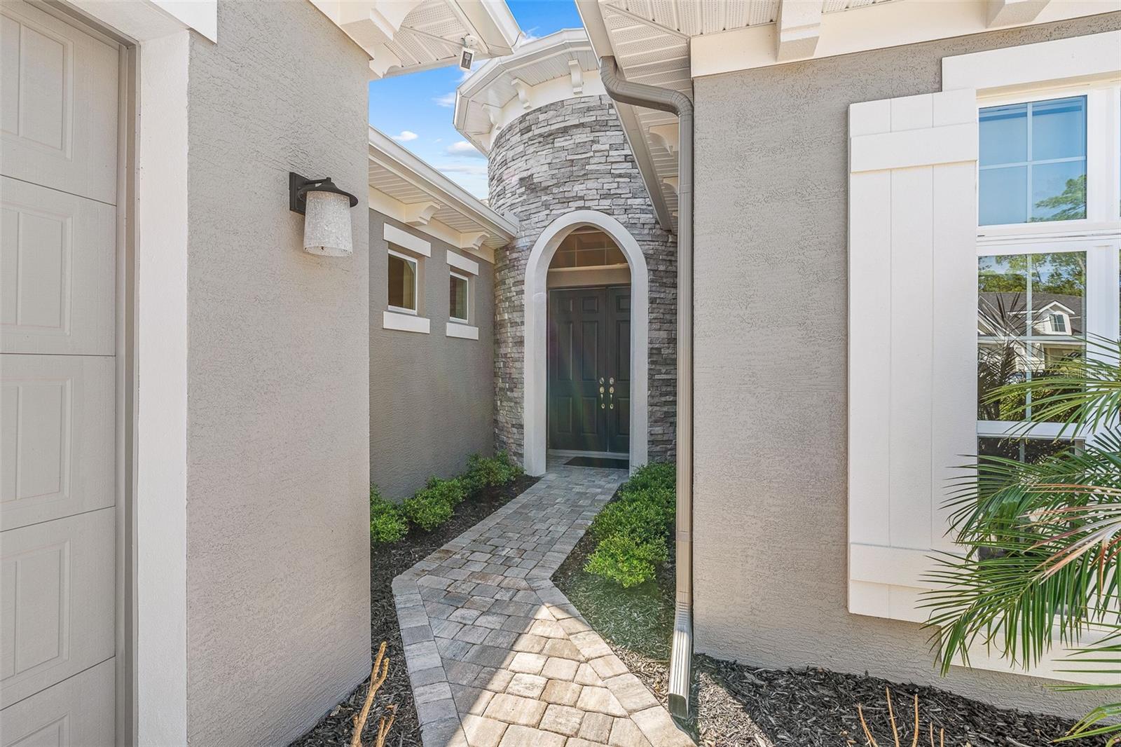 16 KINGSWOOD CT — photo 3