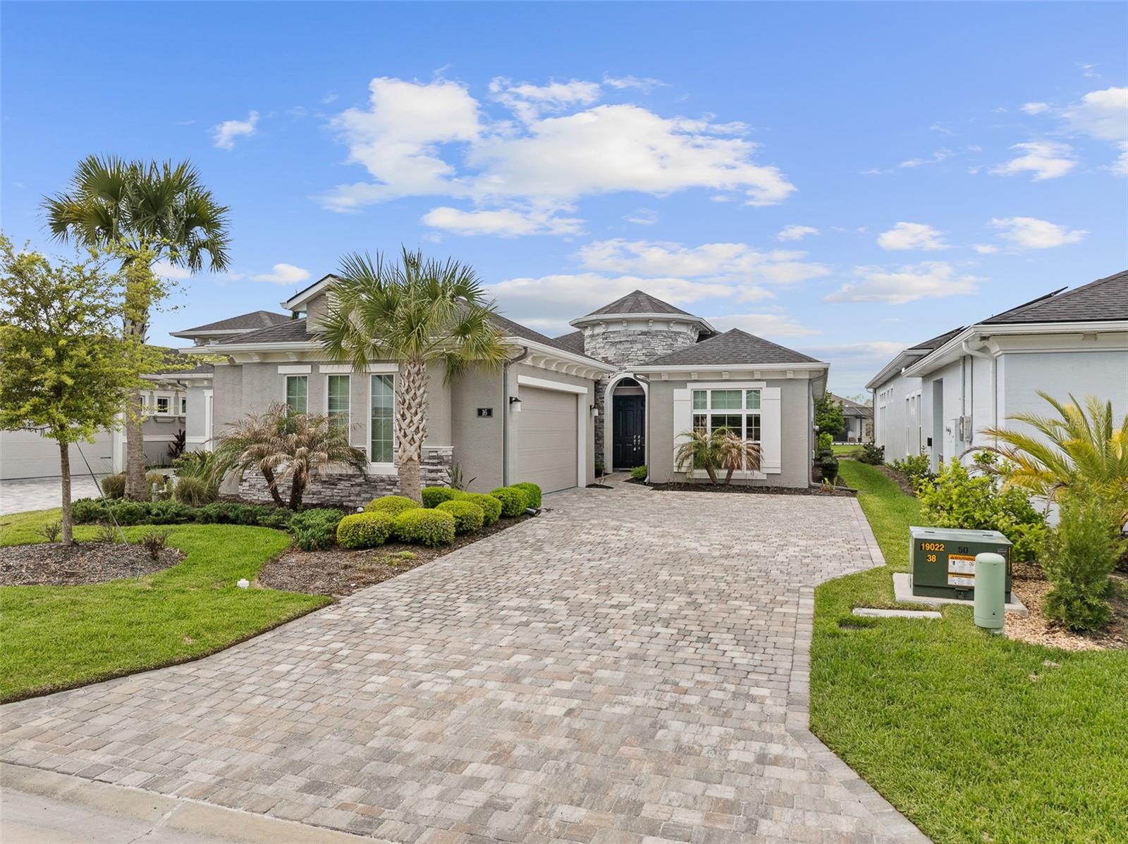 16 KINGSWOOD CT