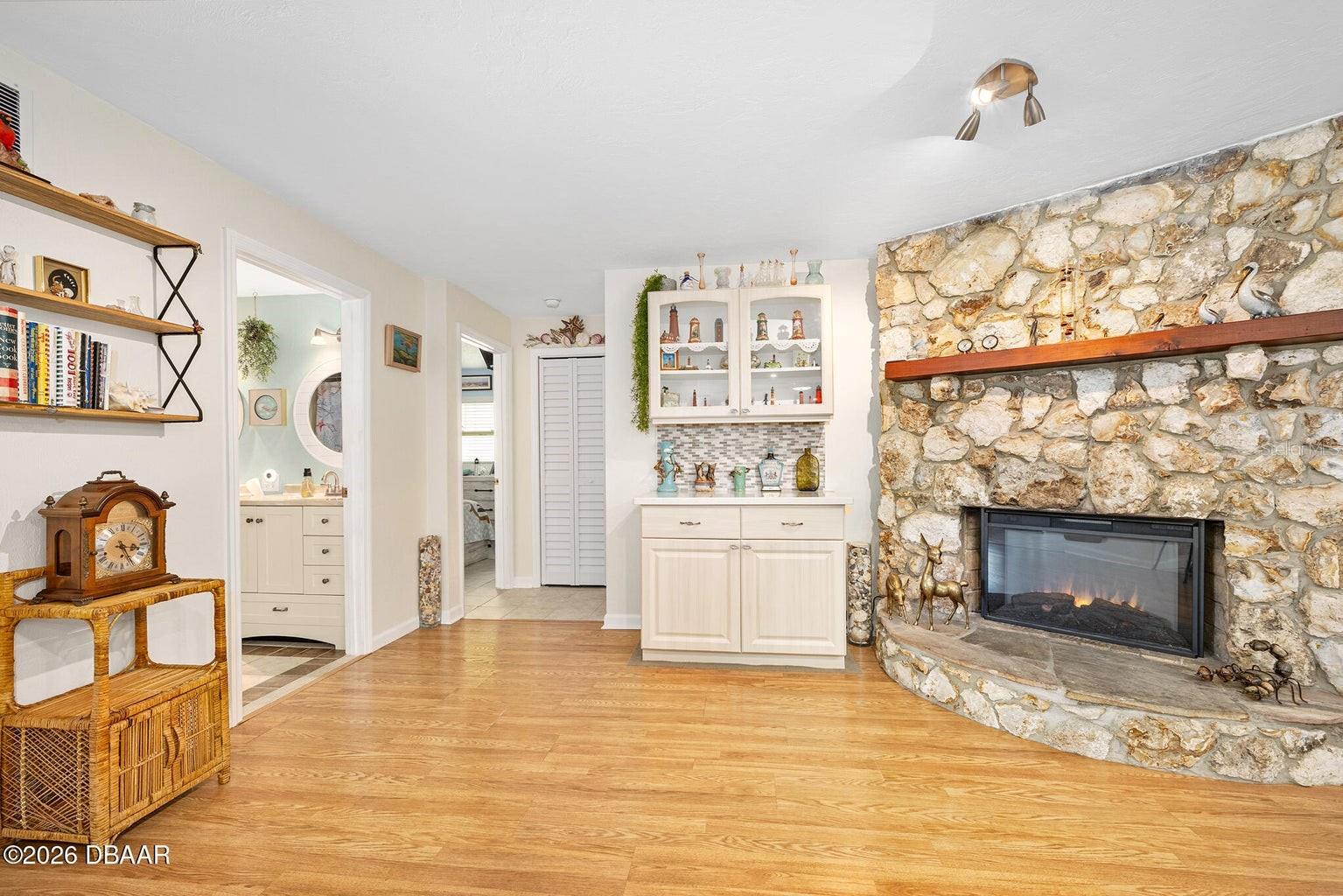 4708 DIXIE DR — photo 10