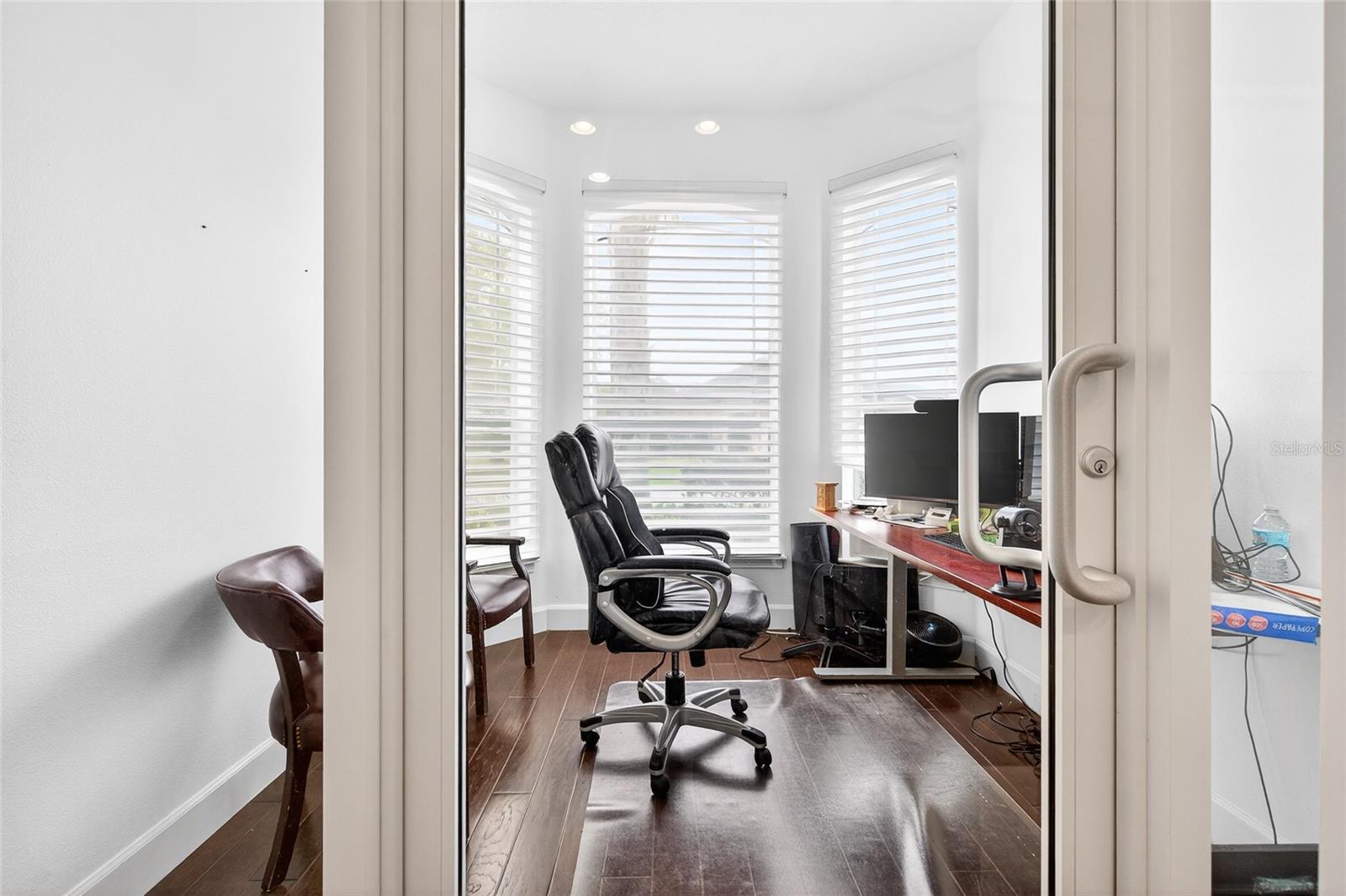 349 CHELSEA PLACE AVE — photo 12