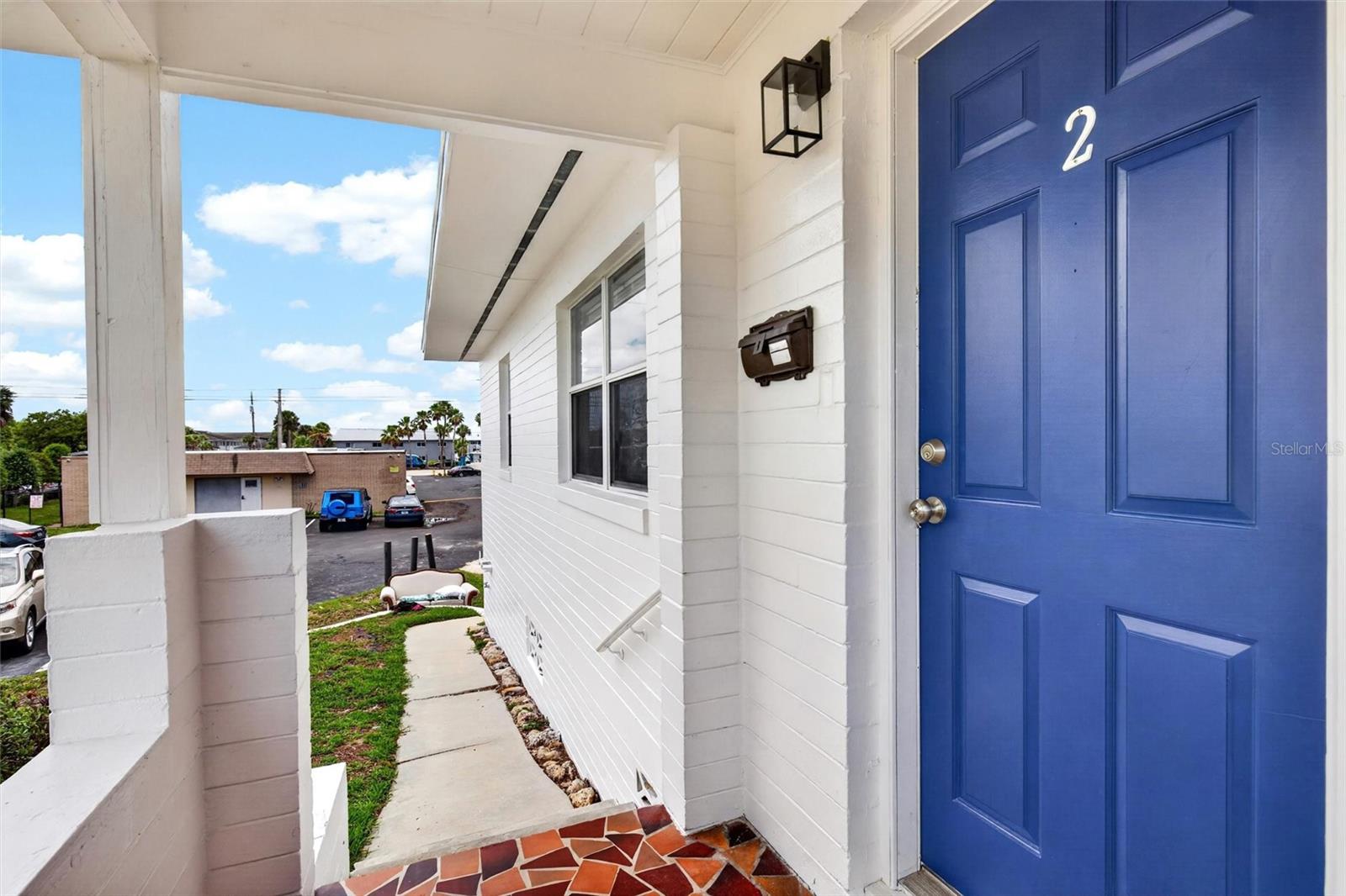 419 N PENINSULA DR — photo 3