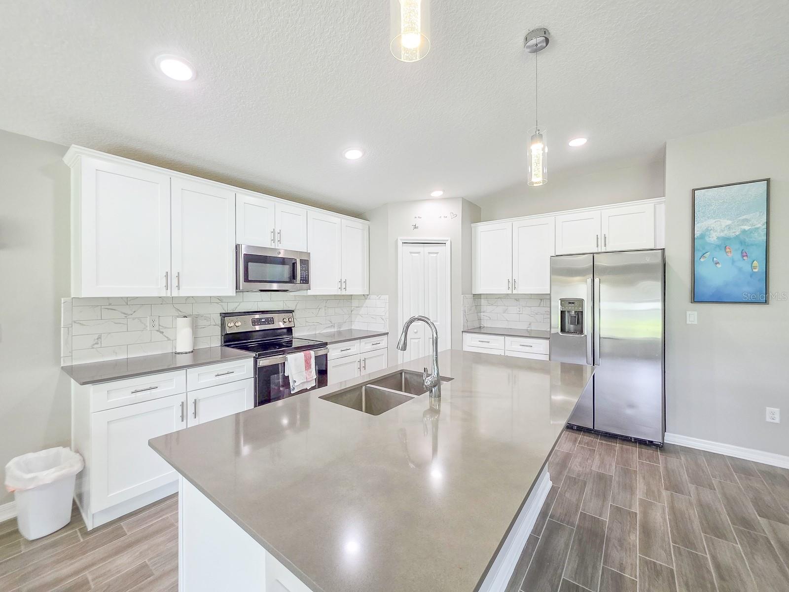 207 WINGED FOOT LN — photo 11
