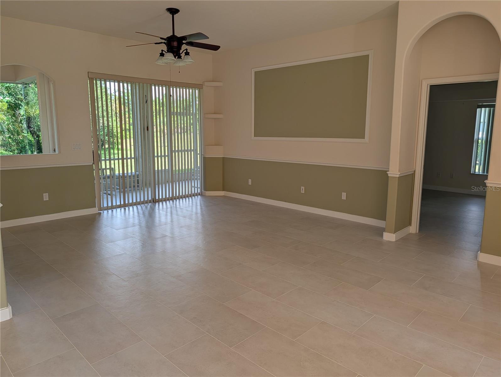 1315 ELLI CIR — photo 11