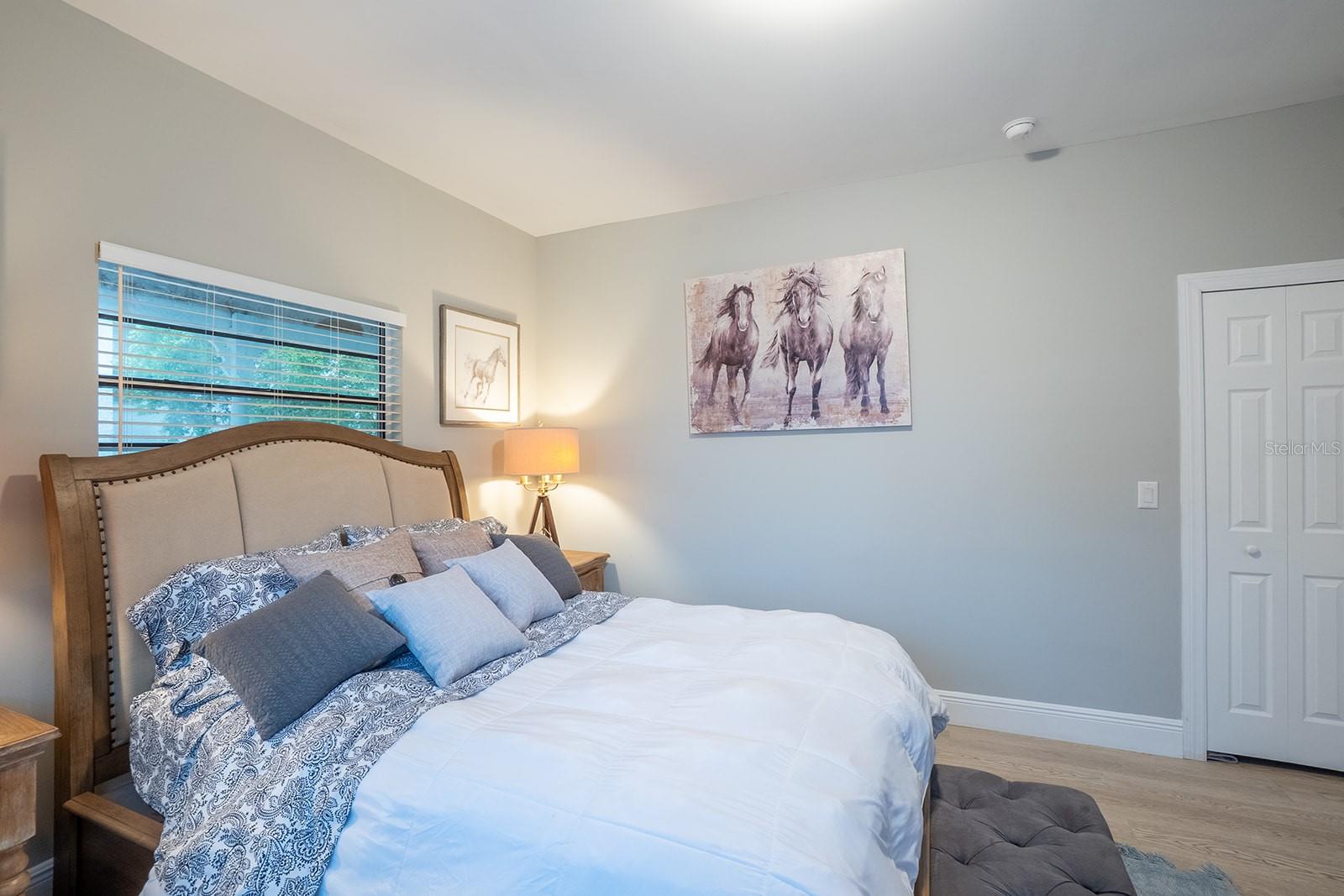 244 LEXINGTON DR — photo 7