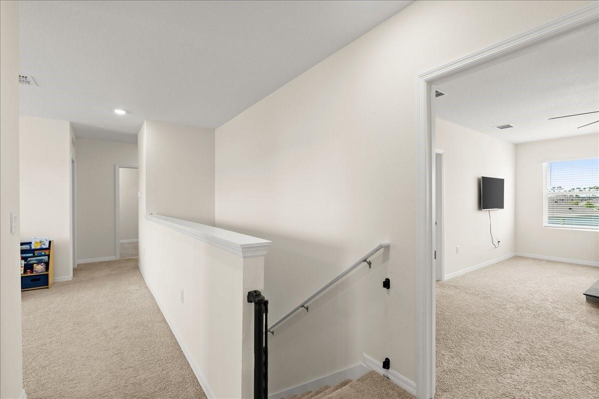 1317 MIDDLE LAKE DR — photo 11