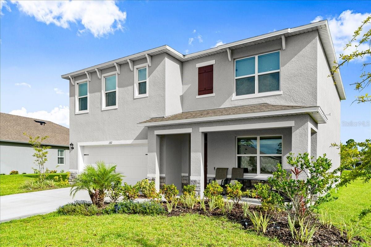 1317 MIDDLE LAKE DR