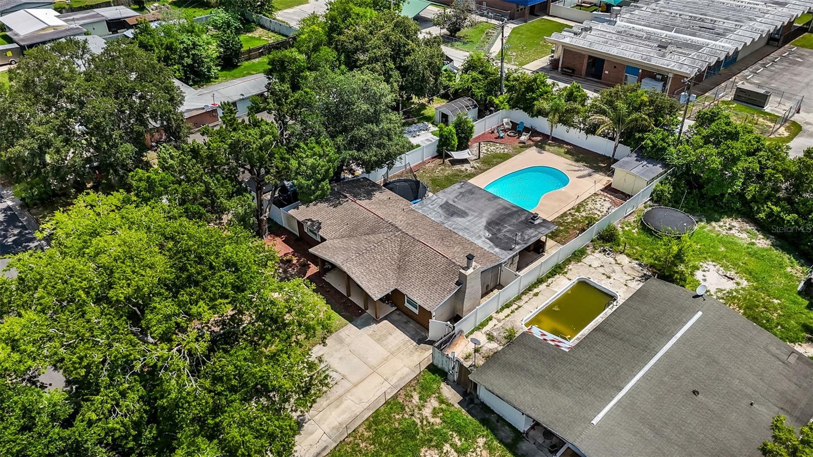 1509 PRIMROSE LN — photo 3