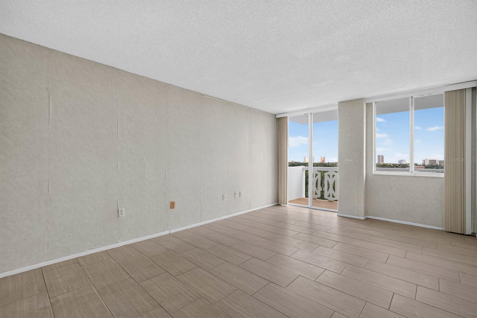 925 N HALIFAX AVE #710 — photo 8