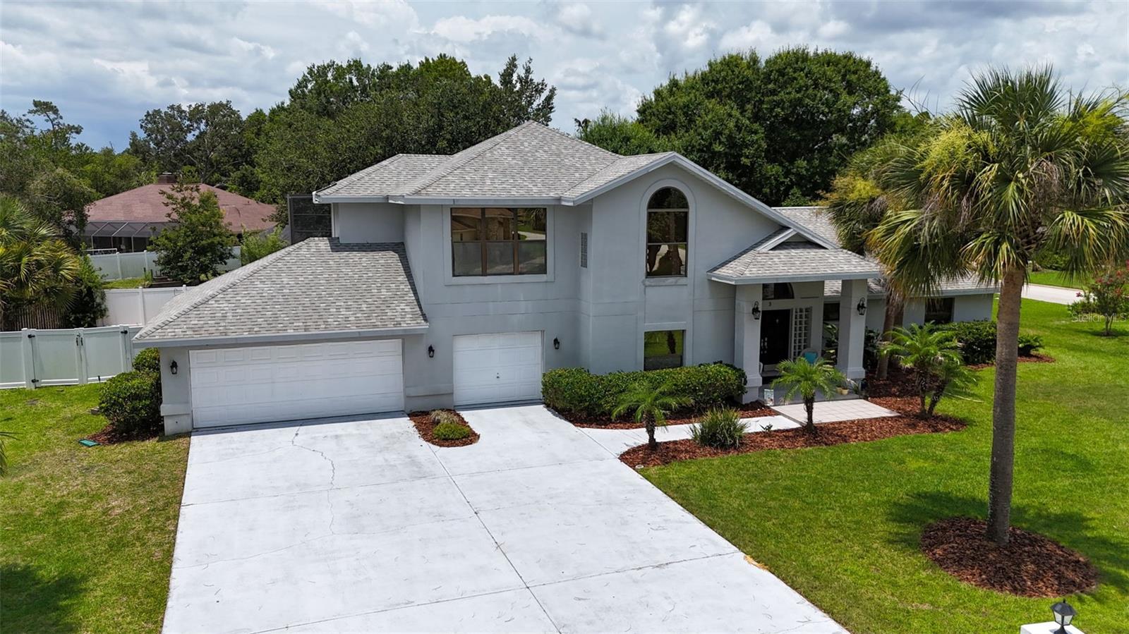 3 ECHO WOODS WAY