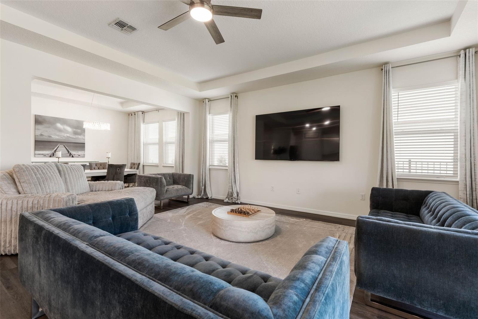 345 E MERIMONT LN — photo 11