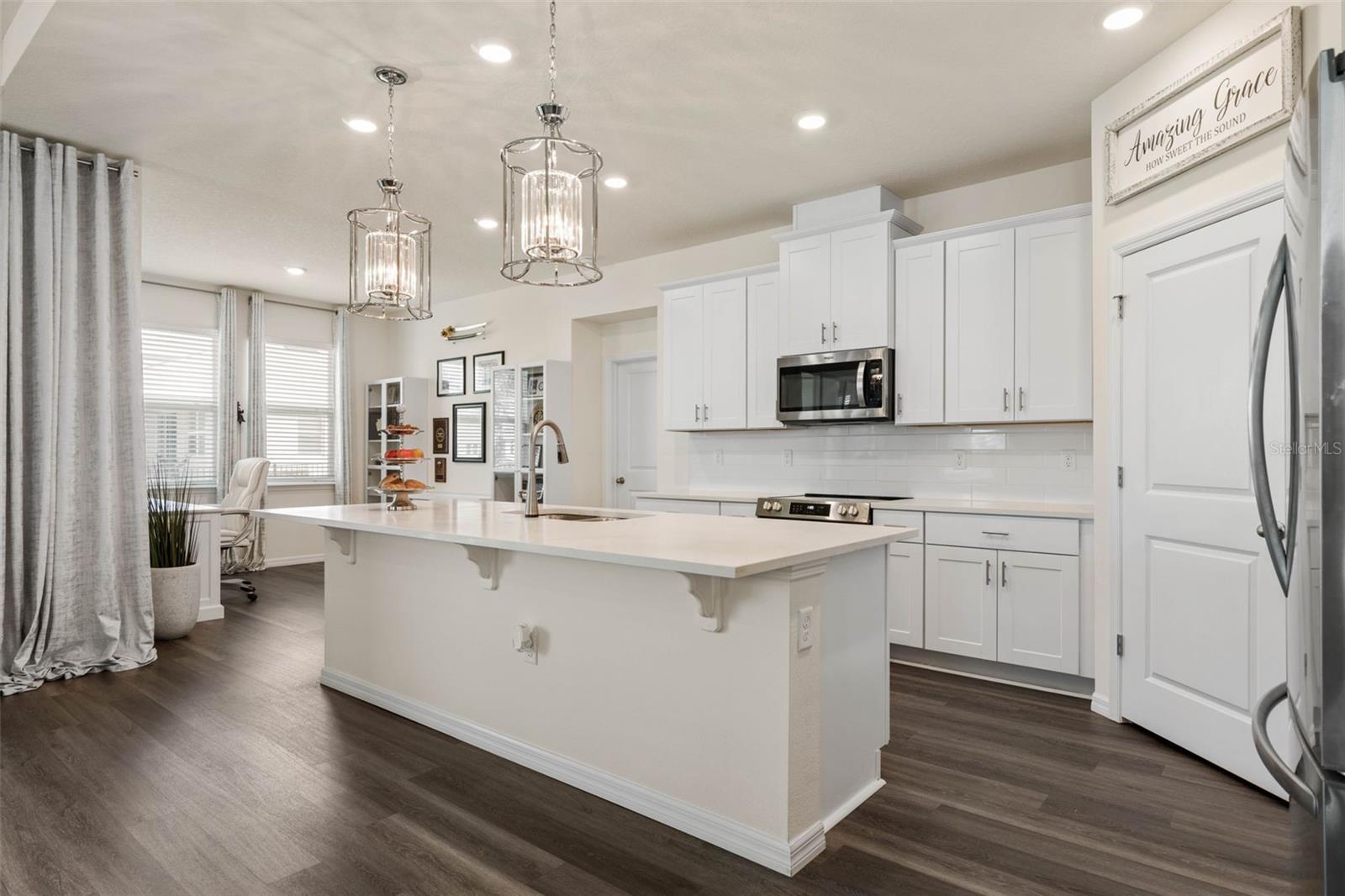 345 E MERIMONT LN — photo 6