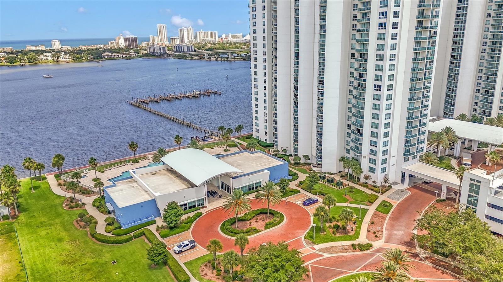 241 RIVERSIDE DR #1806 — photo 3