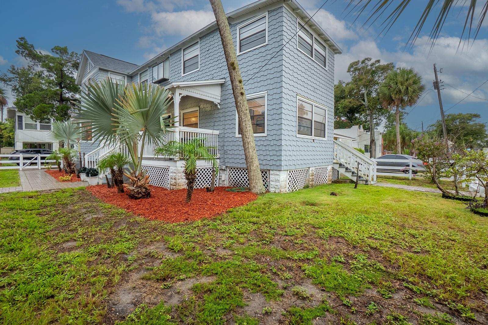 244 LEXINGTON DR — photo 6