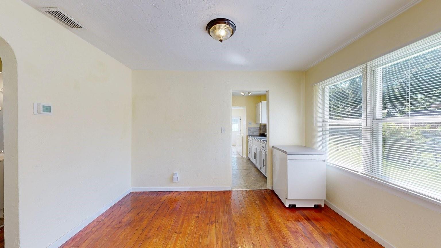125 N CAROLINE ST — photo 6
