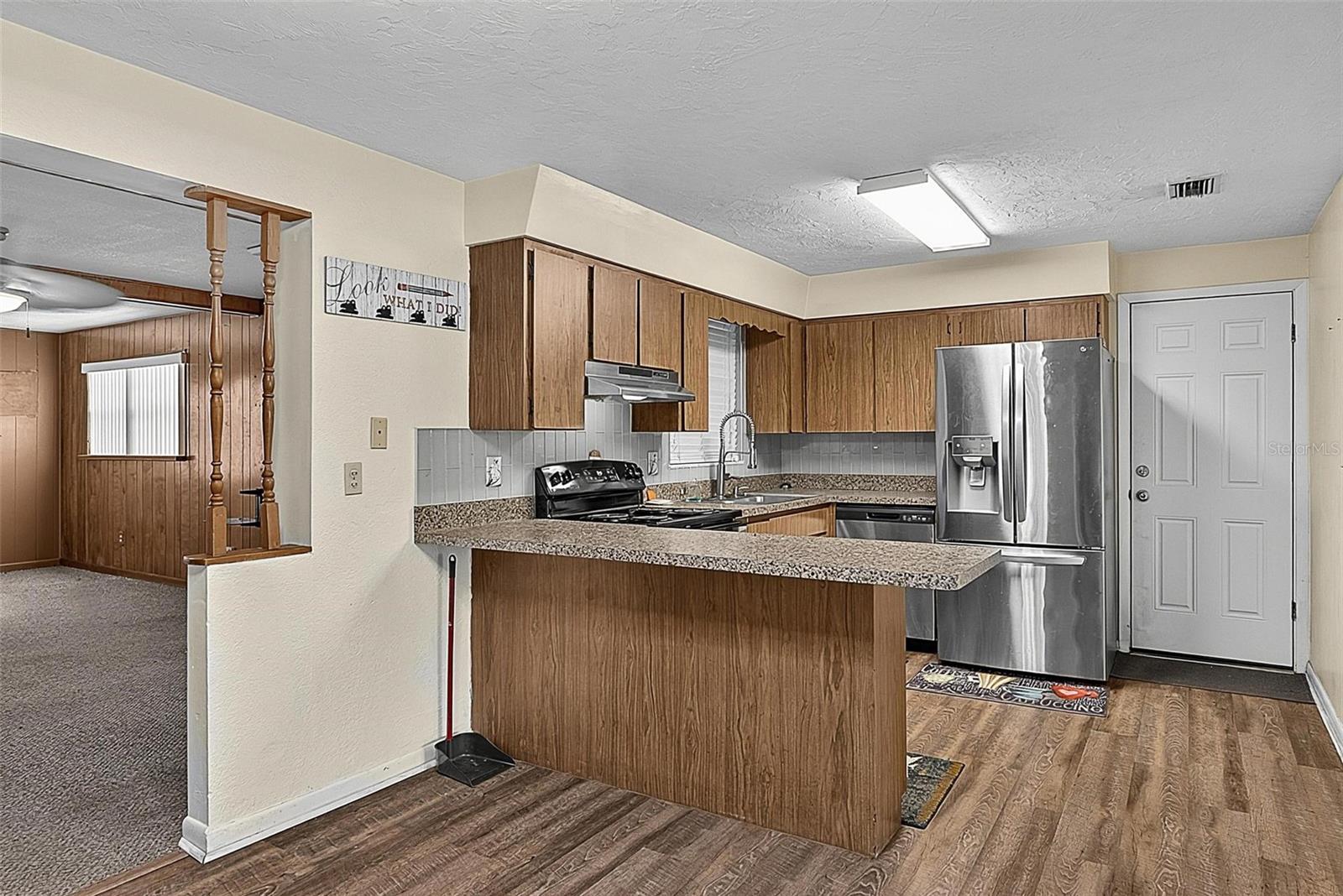 1508 WILDROSE LN — photo 11