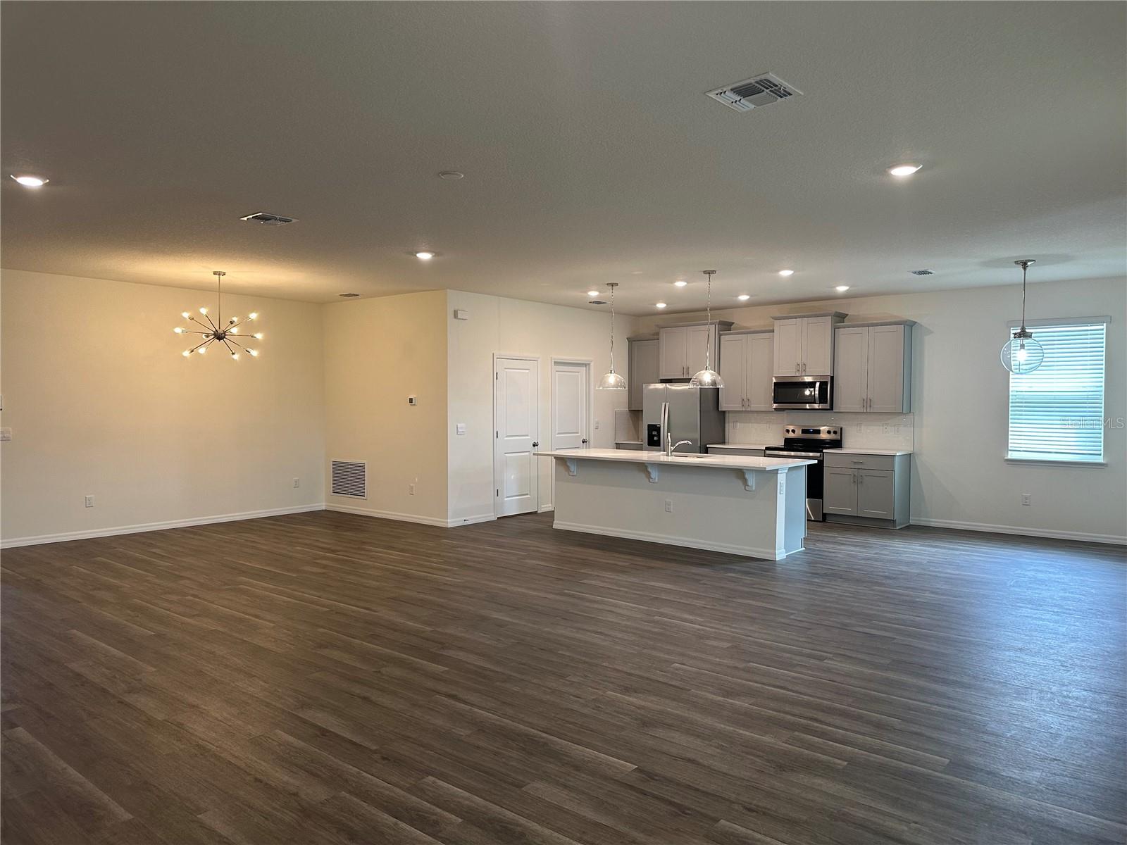 3272 ARCH AVE — photo 7