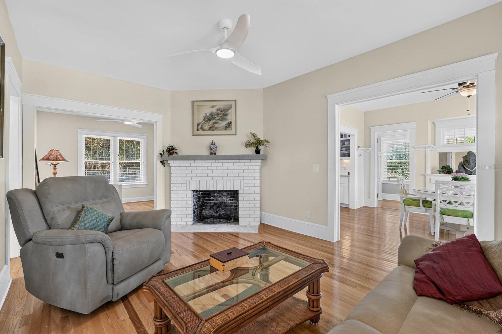 220 RIVERVIEW BLVD — photo 8
