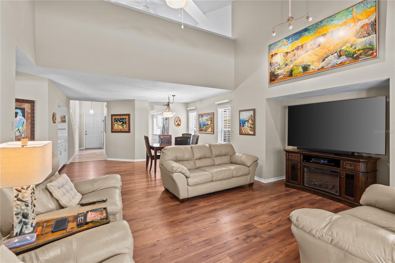 254 GLENBRIAR CIR — photo 8