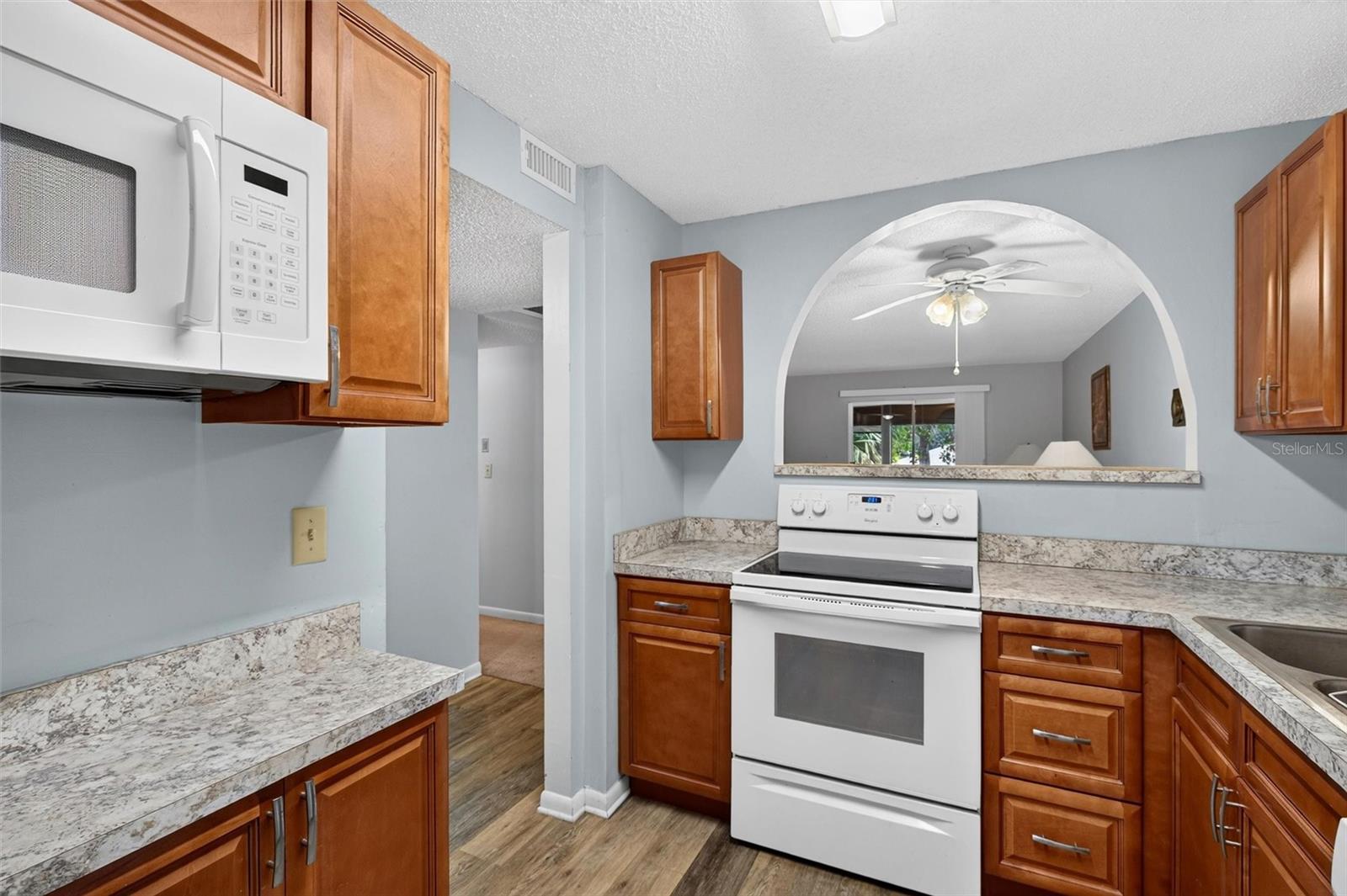 640 N NOVA RD #209 — photo 6