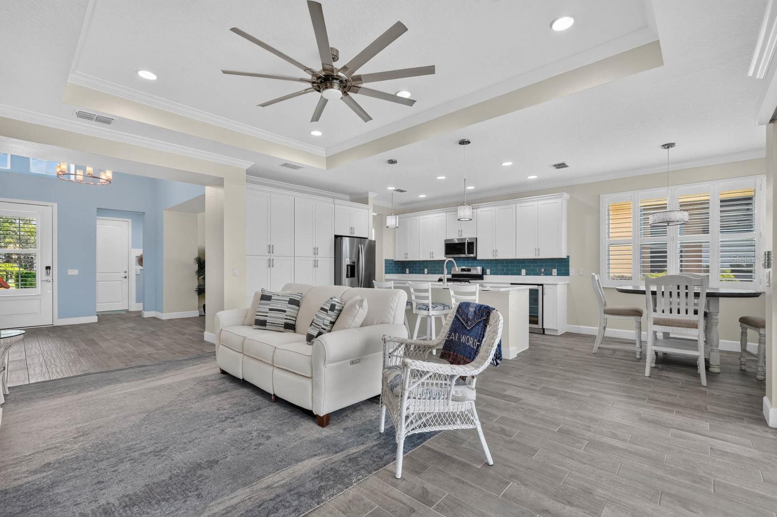 713 LANDSHARK BLVD — photo 11