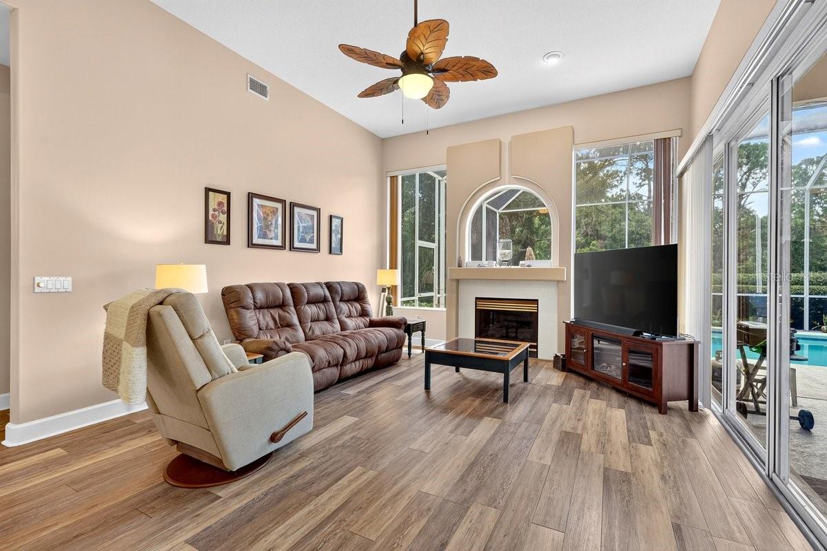 725 SEA DUCK DR — photo 12