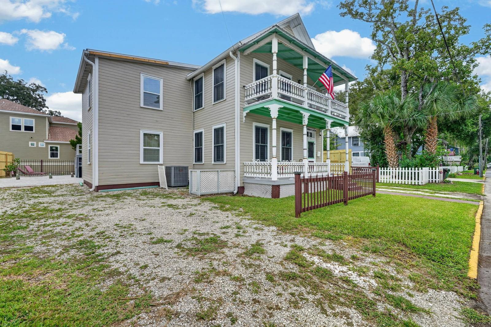 31 SANFORD ST — photo 4