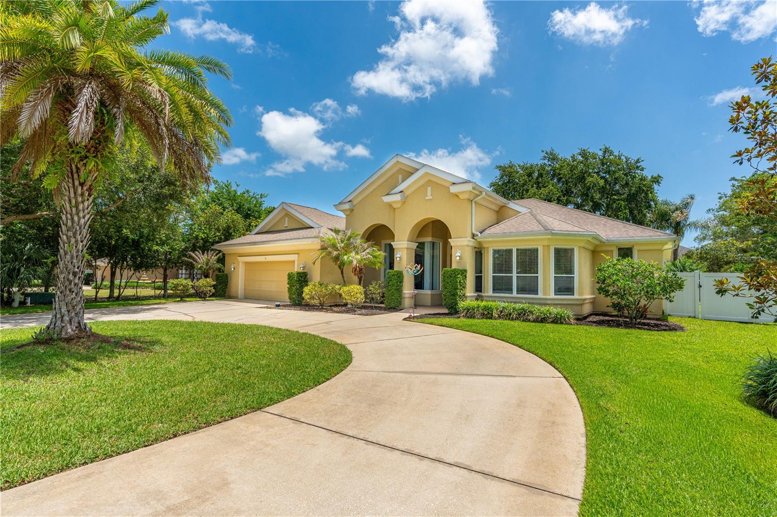 15 DEEP WOODS WAY