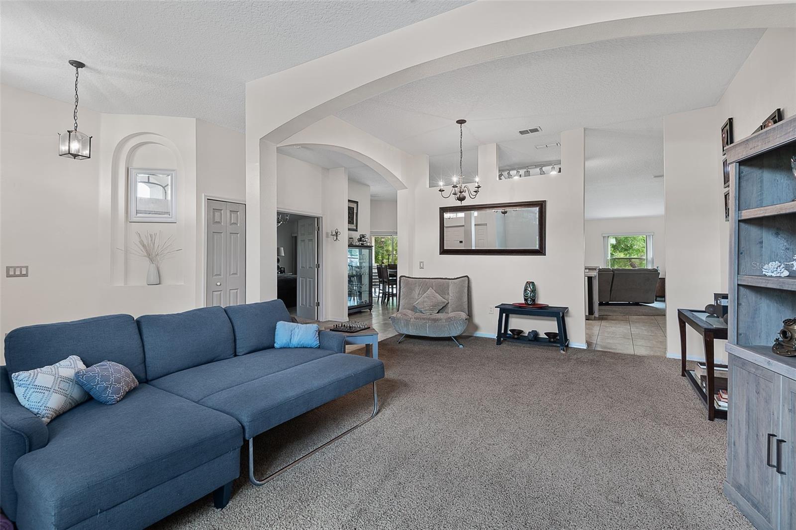 3 RUSSMAN LN — photo 4